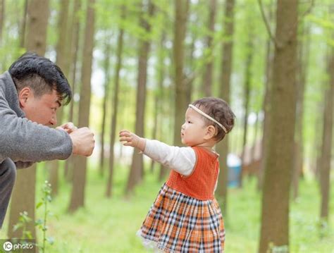 父親對女兒的影響|父親對女兒的影響有多大？四位優秀女性因為父親支持。